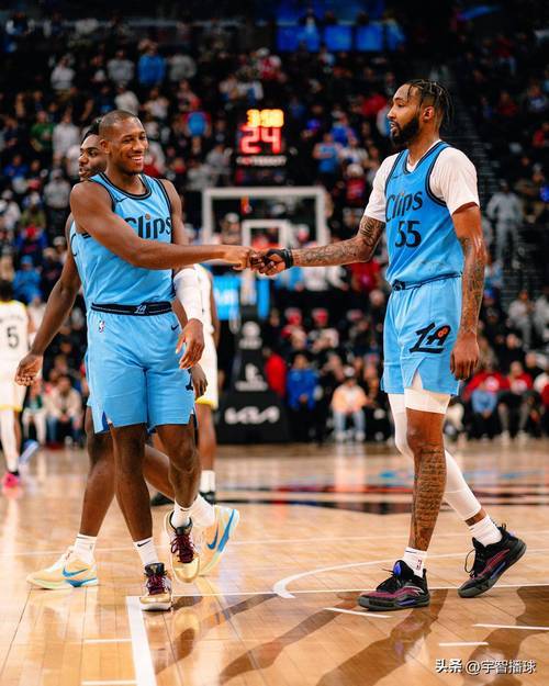 赛地聚焦——英超清晨热度飙升;洛杉矶快船刷新队史纪录;管理层满意;阵容厚度经受考验的简单介绍 赛地聚焦——英超清晨热度飙升;洛杉矶快船刷新队史纪录;管理层满意;阵容厚度经受考验的简单介绍