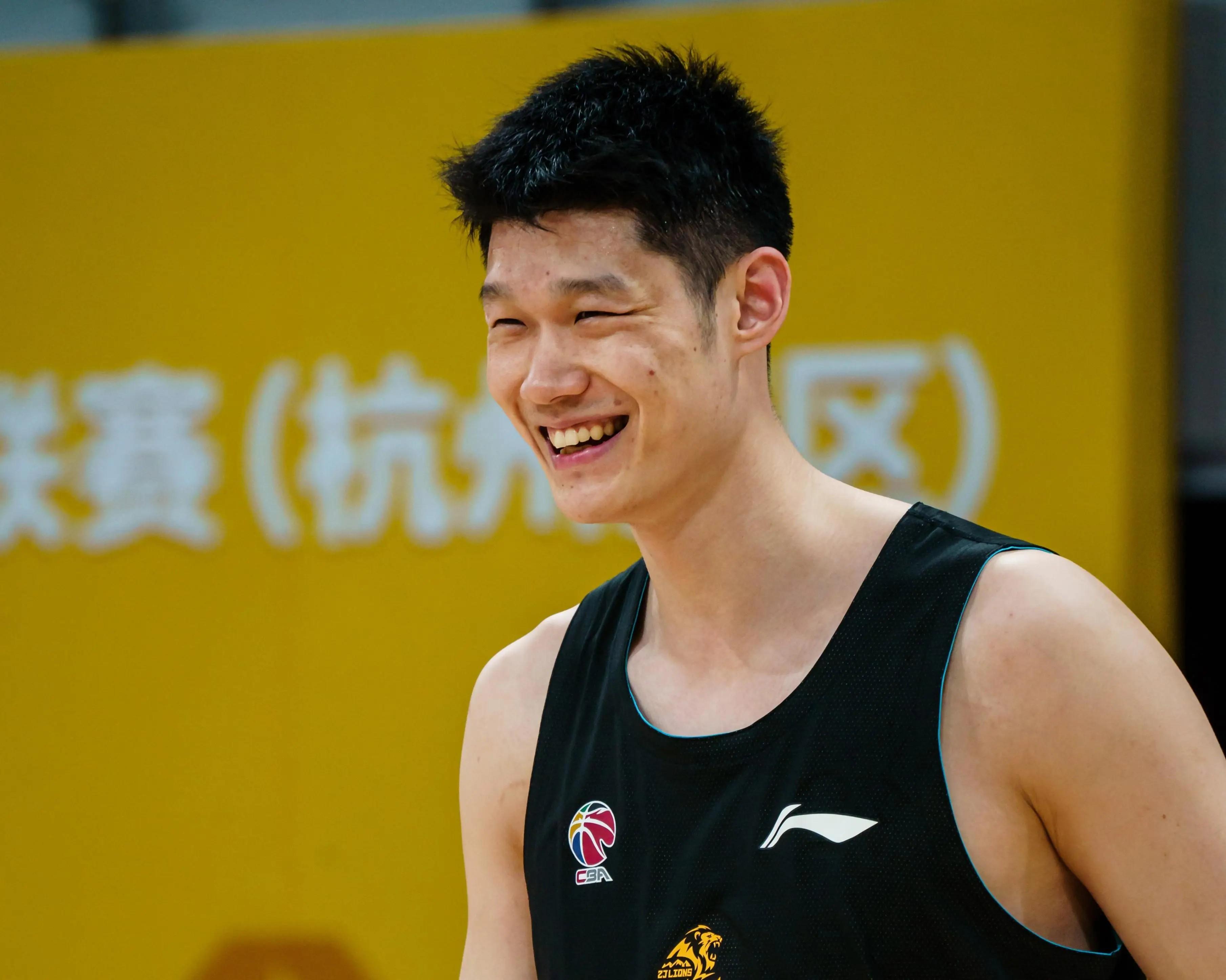 里程碑夜！广厦男篮豪取连胜；西甲清晨刷纪录；信心回归；心理建设被强调的简单介绍