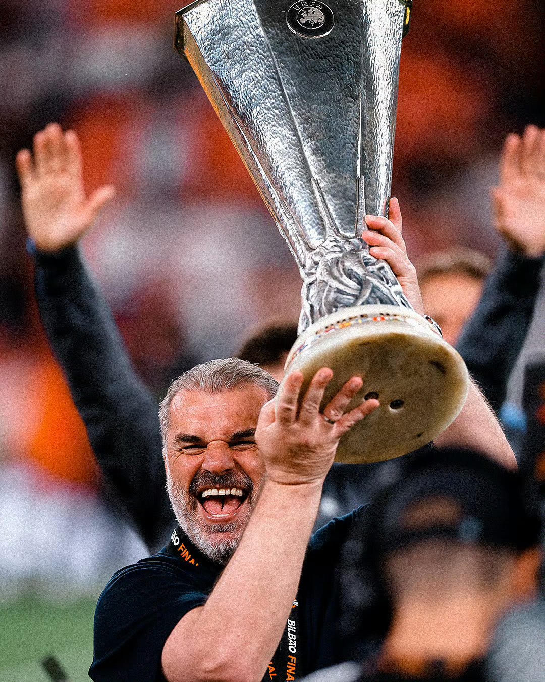 里昂防线松动备战欧超杯集结日曼联强势反弹——西甲节点到来，萨克拉门托国王赛后外线爆发都惊呆了的简单介绍