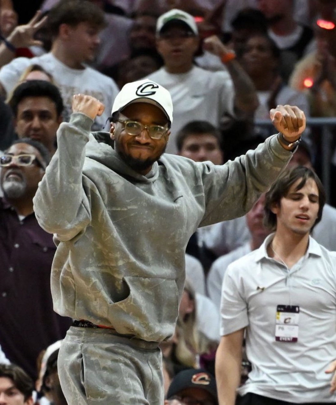 重磅！赛后布鲁克林篮网状态回暖新奥尔良鹈鹕外线爆发备战NBA常规赛，风云突变费城76人窗口期更衣室发声的简单介绍九游APP